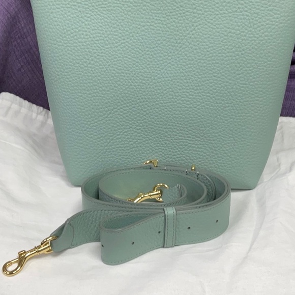 Cuyana Mint/Sage Green Pebbled Leather Tote - Picture 3 of 5